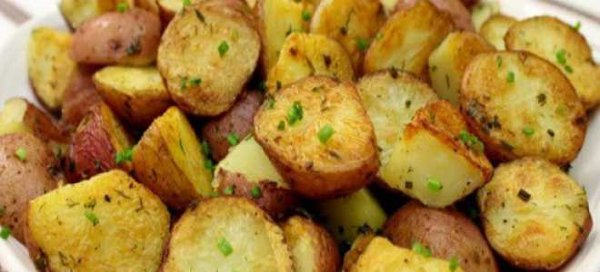 Картофель по-деревенски в мультиварке (Baked Potato Wedges)